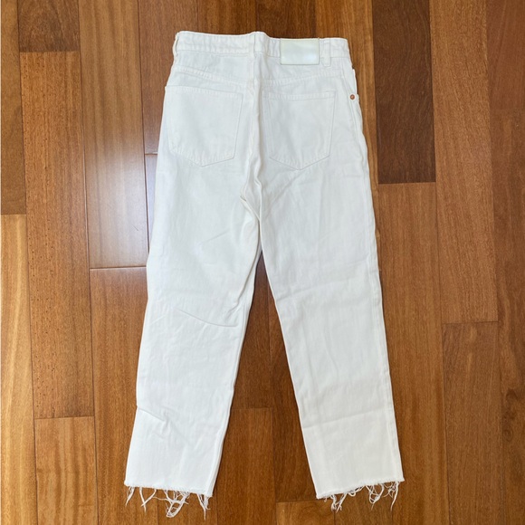 Zara High Rise Button-Up Straight Raw Hem-6 - Picture 3 of 5